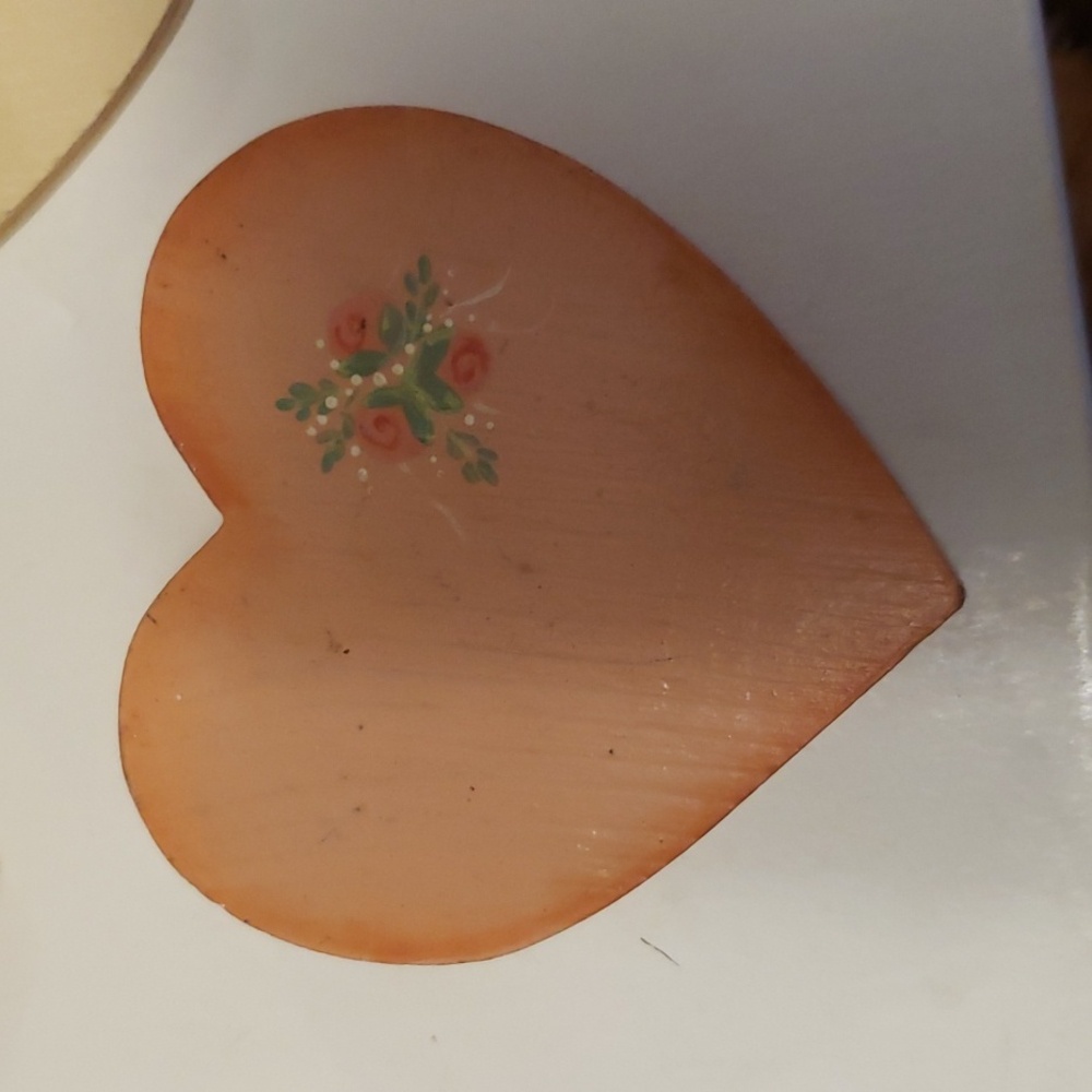 Box Of Assorted Craft Items - Picture 6 of 9